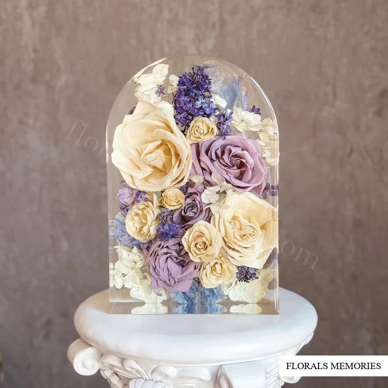 Decorative arch resin wedding flower keepsake